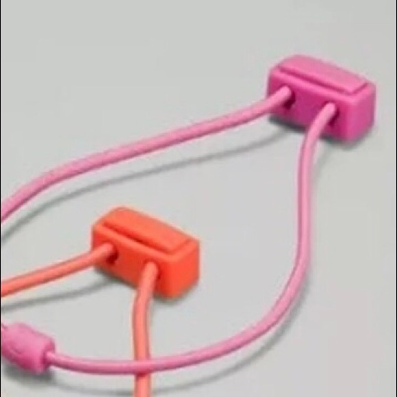 Lululemon 3 Item accessory Beauty Bundle - Picture 2 of 9